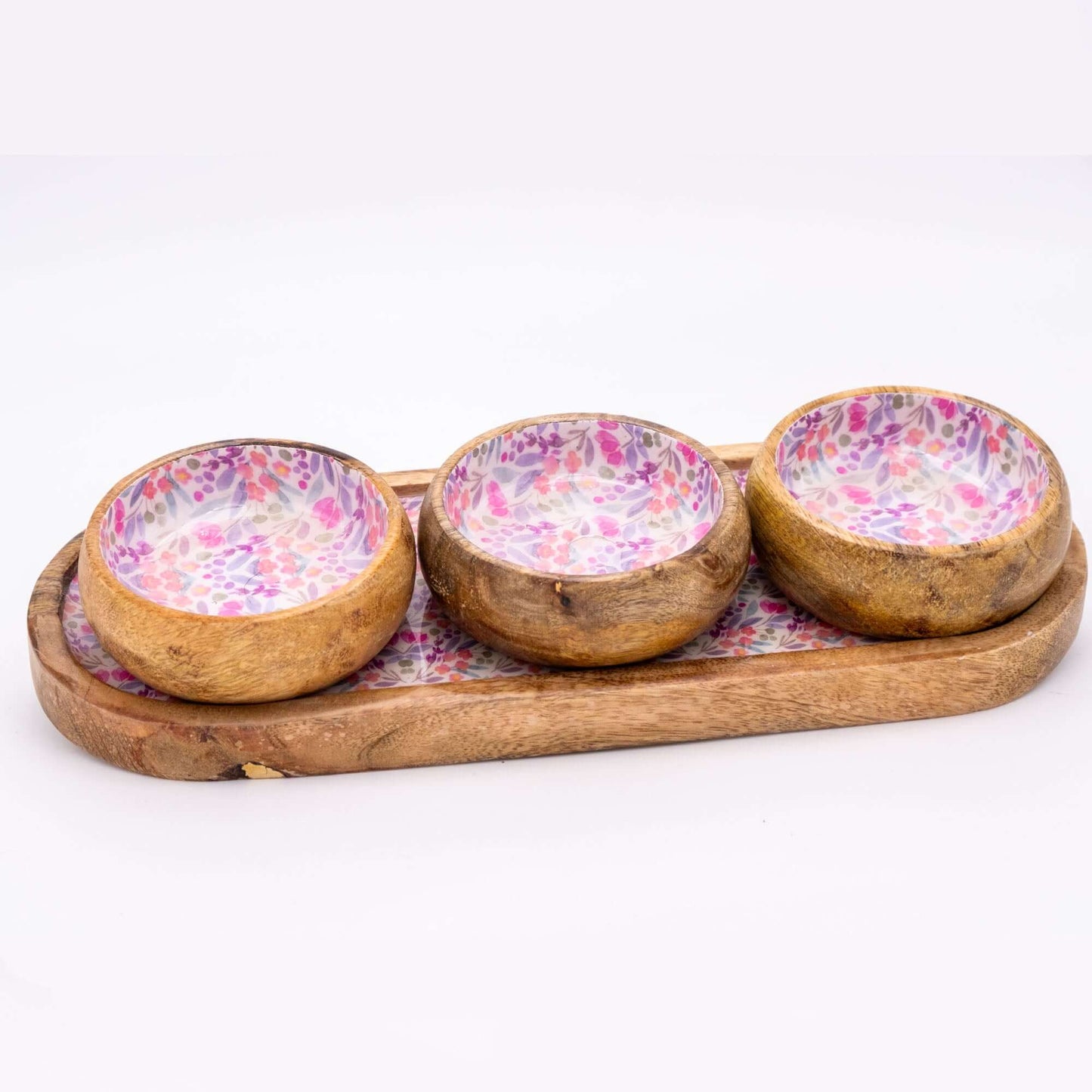 Tablett aus Mangoholz mit drei Schalen, Blumenmuster