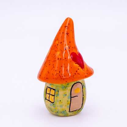 Wichtel Haus Keramik mit Herz Grün-Orange – 10 cm